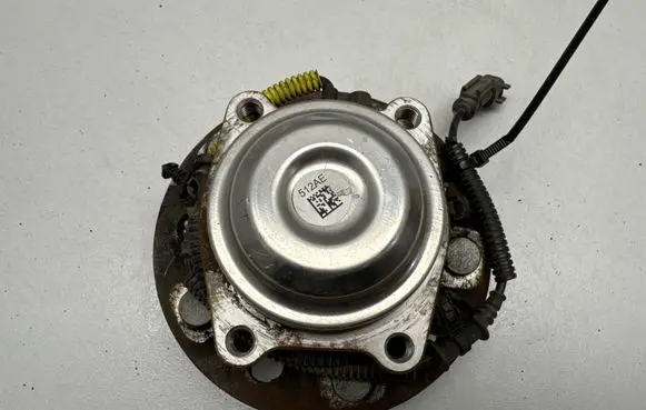 Chrysler Pacifica Rear wheel ball bearing 512AE 328747439