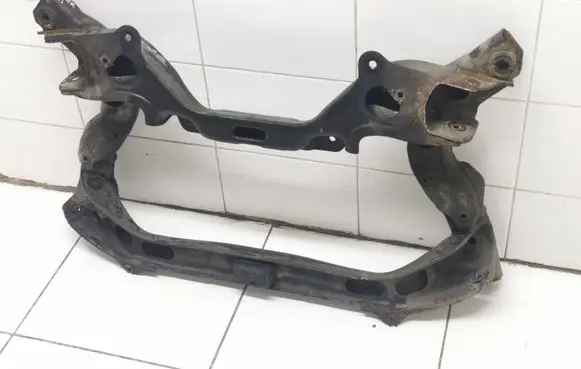 Mercedes-Benz E W211 Front subframe