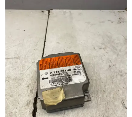 Mercedes-Benz E W211 Airbag control unit/module A2118704326 500504060