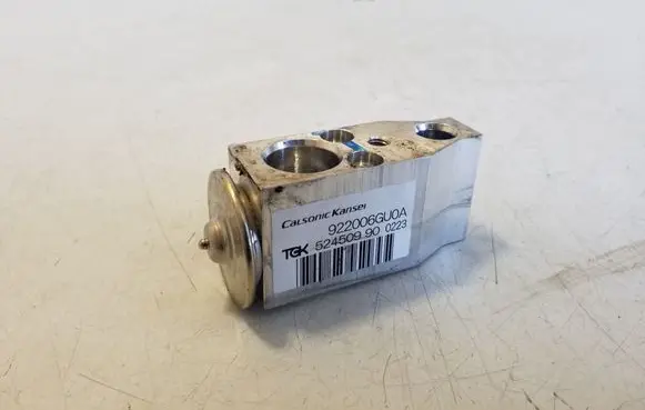 Air conditioning (A/C) expansion valve
