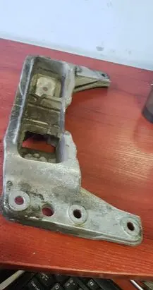 BMW 5 E60 E61 EGR valve cooler bracket 6776521