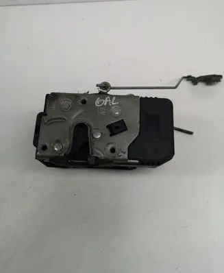 Loading door lock