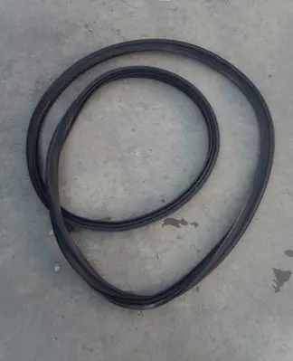 KIA Stonic Loading door rubber seal (on body) 