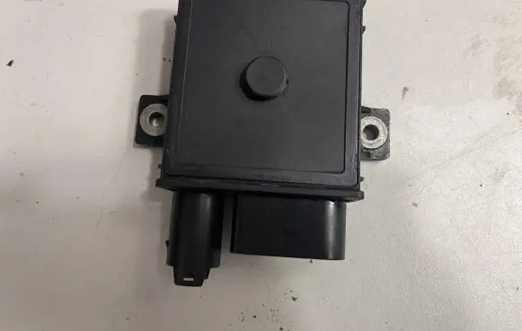 BMW X5 E70 Glow plug pre-heat relay 1234567