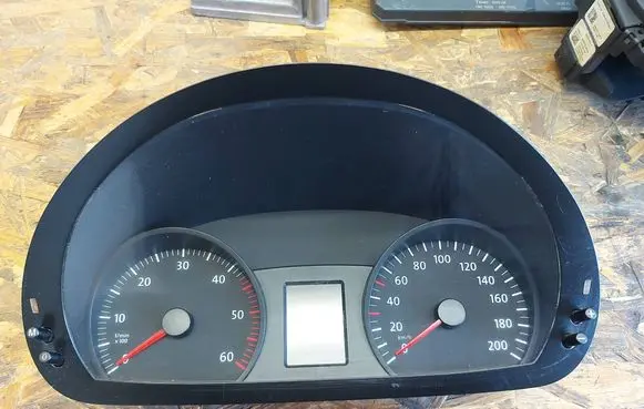 Volkswagen Crafter Speedometer (instrument cluster) 2E0920845C 9069001900