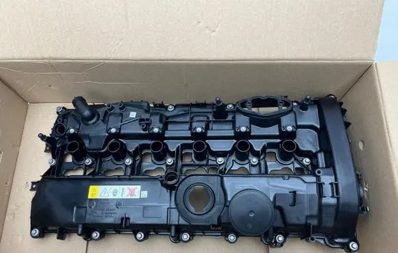 BMW 1 F20 F21 Rocker cam cover 7645173