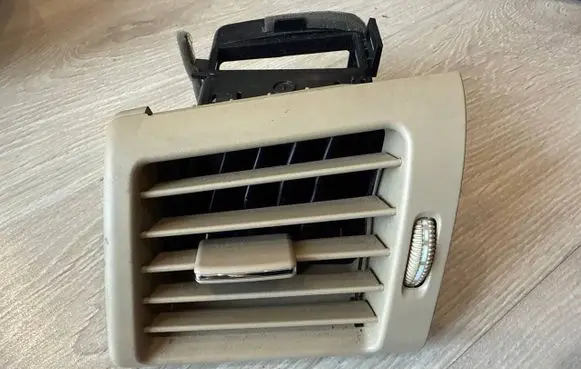 Mercedes-Benz R W251 Dashboard side air vent grill/cover trim A2518300154 A2518301954 2518300154