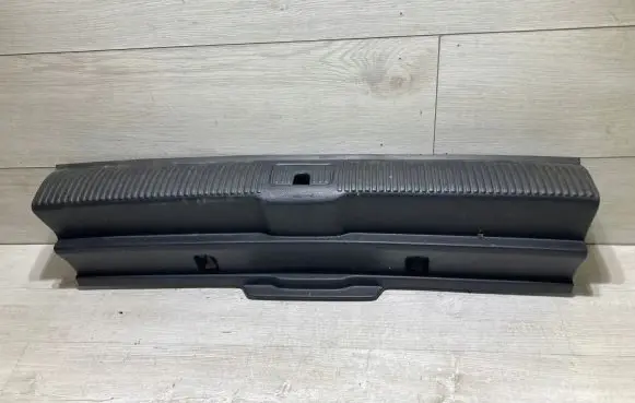 Audi A3 S3 8V Trunk/boot sill cover protection 8V4863471H
