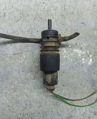 Audi A3 S3 8L Windscreen/windshield washer pump