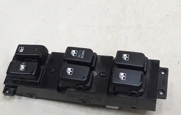 Hyundai Santa Fe Electric window control switch 935702B500S4