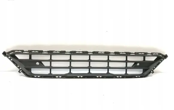 Volvo XC60 Front bumper lower grill 32234933