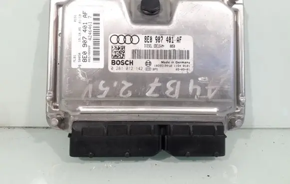 Audi A4 S4 B7 8E 8H Engine control unit/module 8E0907401AF 0281012142