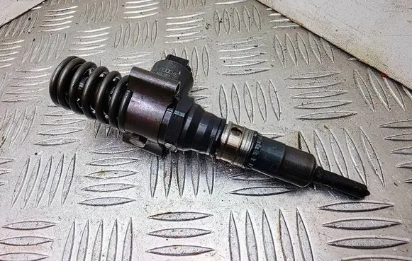 Mitsubishi Outlander Fuel injector 03G130073G 0414720404