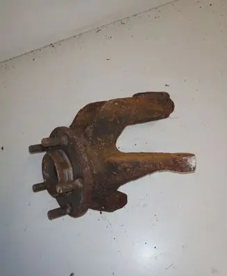 Ford Mondeo Mk III Front wheel hub