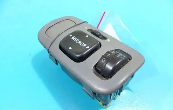Toyota Yaris Electric window control switch IMPRK1198238