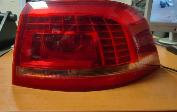 Volkswagen PASSAT B7 Rear/tail lights 3af945208b