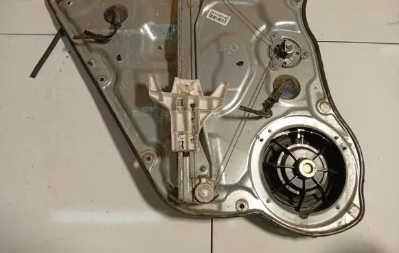 KIA Ceed Sliding door window regulator with motor 