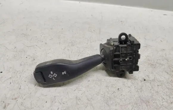 BMW 3 E46 Indicator stalk 8363668