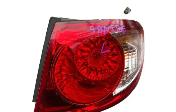 Hyundai Santa Fe Rear/tail lights 924022B000