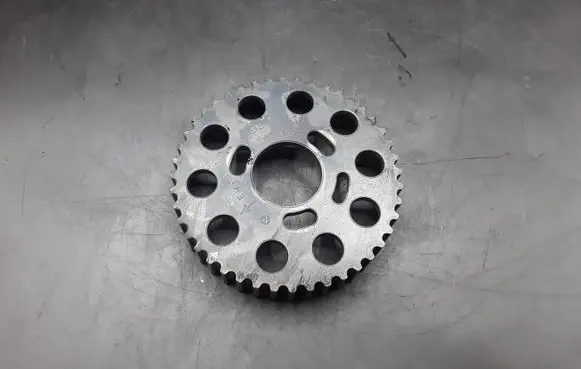 Volkswagen PASSAT B7 Camshaft pulley/ VANOS 03L109111