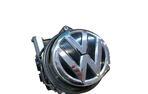 Volkswagen Golf VII Tailgate handle with camera 5G9827469F