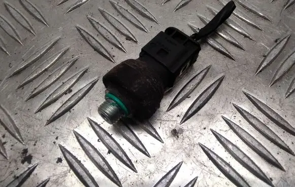 Air conditioning (A/C) pressure sensor