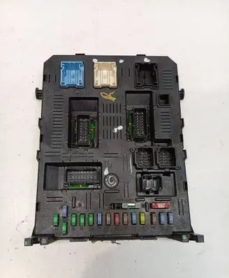Citroen C4 I Comfort/convenience module 9663510480 01280906 BSI004
