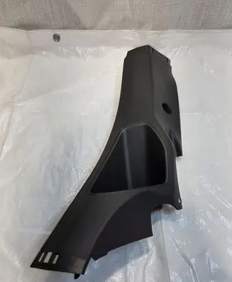 Ford Focus (D)pillar trim (top) BM51A31016AE