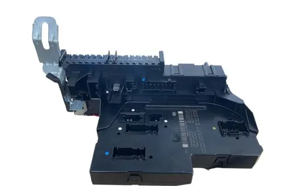 Mercedes-Benz E W212 SAM control unit 2129004901