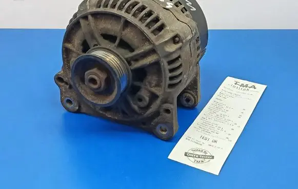 Audi A4 S4 B5 8D Generator/alternator 028903028F