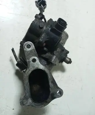 Toyota Avensis Verso Throttle valve