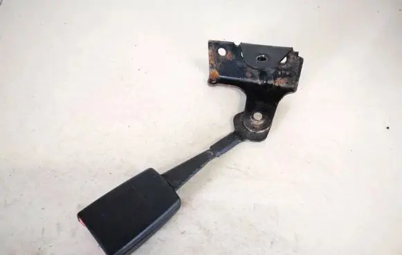 Audi A4 S4 B6 8E 8H Front seatbelt buckle 8e0857755c