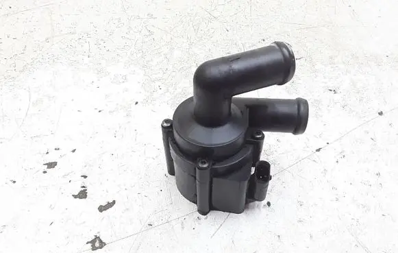 Volkswagen Golf VI Electric auxiliary coolant/water pump 5N0965561