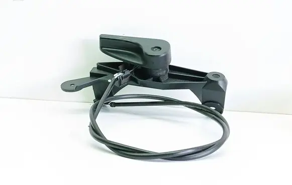 BMW X5 E70 Engine bonnet (hood) release handle 7148521