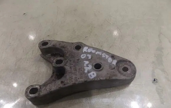 Skoda Roomster (5J) Engine mounting bracket