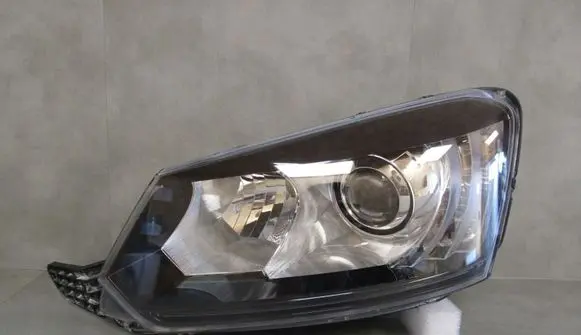 Skoda Yeti (5L) Headlight/headlamp 5L1