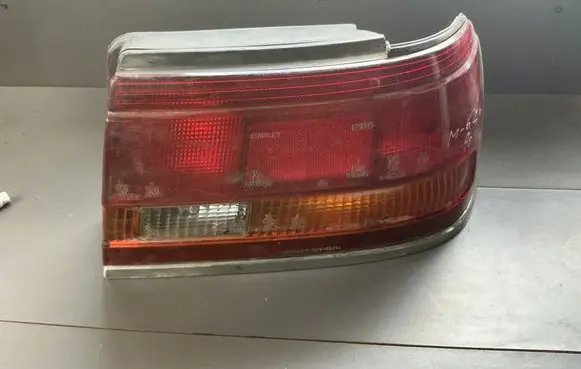 Mazda 626 Rear/tail lights