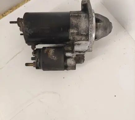 Audi A4 S4 B5 8D Starter motor 0001107068