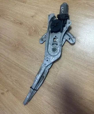 Renault Kangoo I Front door window regulator with motor 8200188551 400663