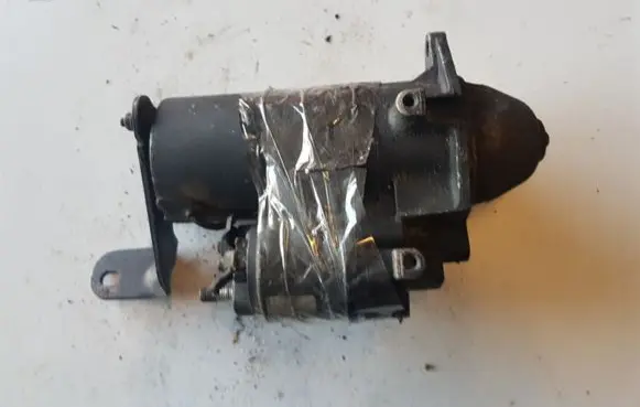 Opel Zafira A Starter motor