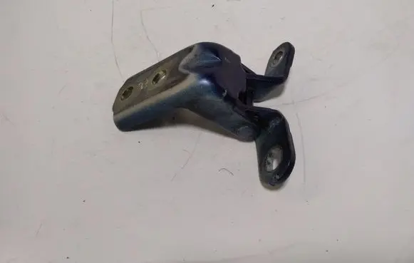 Hyundai Santa Fe Front door upper hinge A046057
