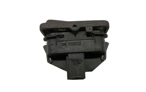 Volvo V50 Central locking switch button 30773333 03451500 30773334