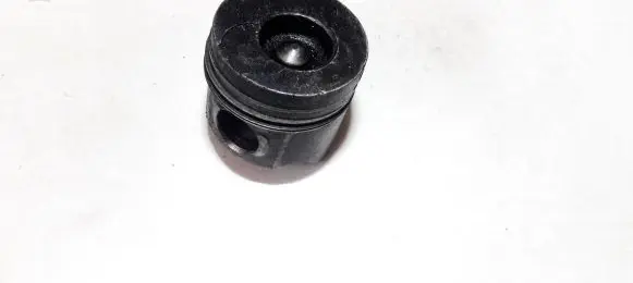 Renault Trafic II (X83) Piston 080279