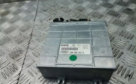 Audi A4 S4 B5 8D Engine control unit/module 8d0907557b