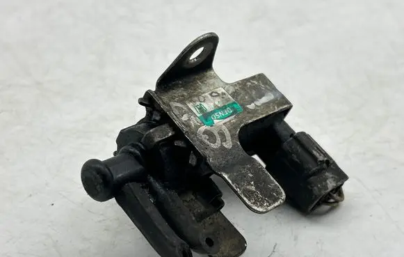 Honda Accord Turbo solenoid valve 139700870