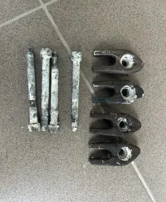 Peugeot Boxer Fuel Injector clamp holder 9674341880