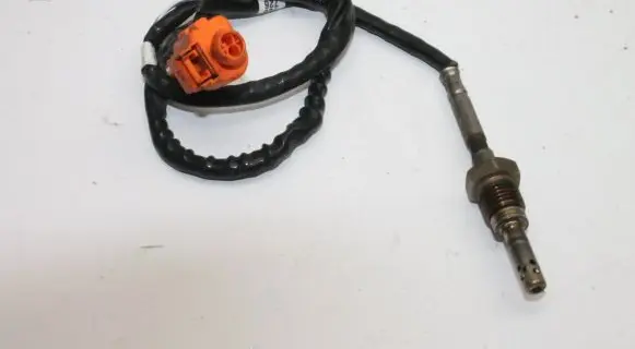 Skoda Octavia Mk3 (5E) Exhaust gas temperature sensor 04L906088B