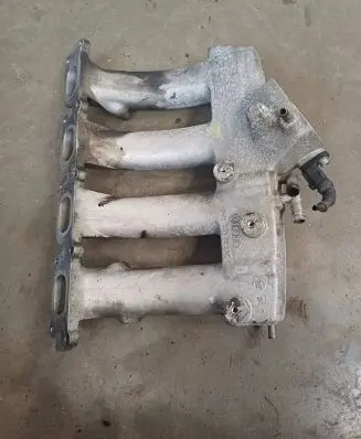 Audi A4 S4 B7 8E 8H Intake manifold 06B133223AC
