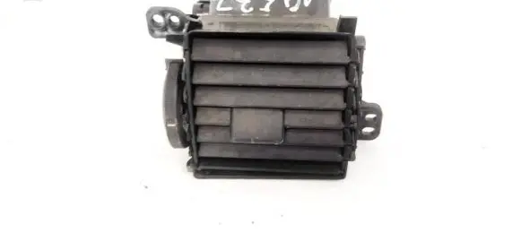 Toyota Auris 150 Dash center air vent grill 9474