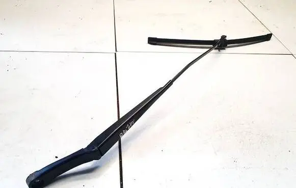 Audi A3 S3 8P Front wiper blade arm 8P1955410A